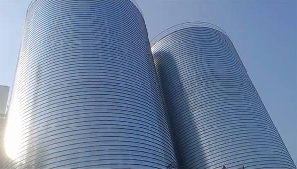 海东2座混凝土高架卷板仓